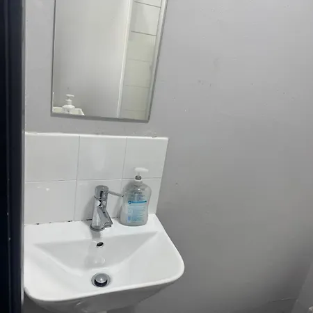 En-suite Double In Ls12 Leeds